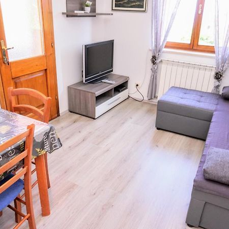 Apartment Stefica 克尔维尼维赫 外观 照片