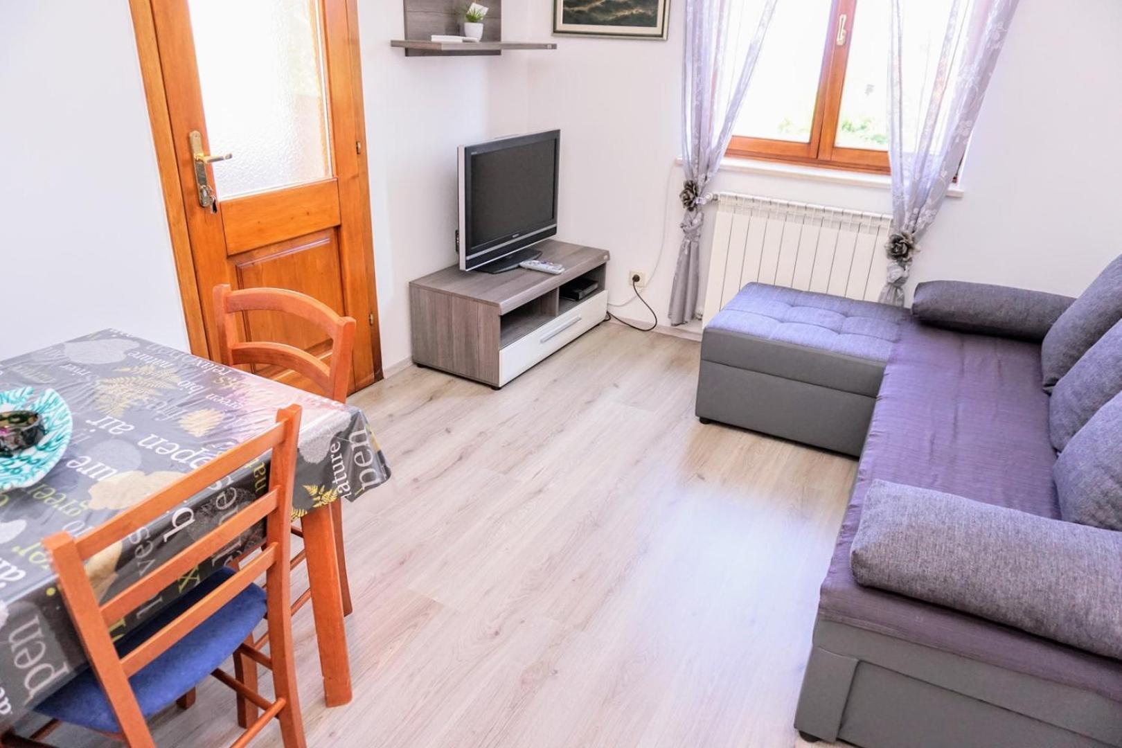 Apartment Stefica 克尔维尼维赫 外观 照片