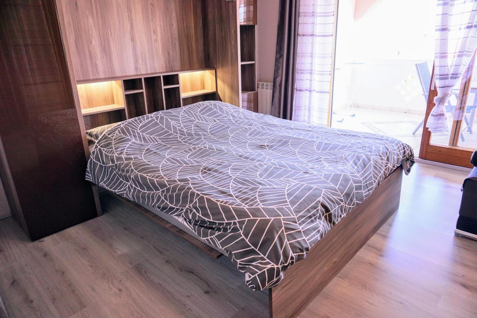 Apartment Stefica 克尔维尼维赫 外观 照片